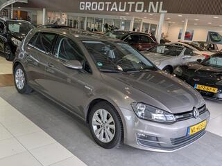 Volkswagen Golf VII