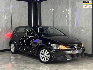 Volkswagen Golf VII