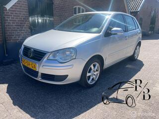 Volkswagen Polo (2002 - 2009)