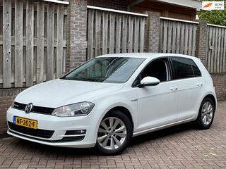 Volkswagen Golf VII
