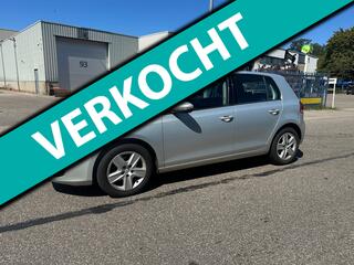 Volkswagen Golf VI