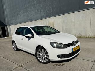 Volkswagen Golf VI
