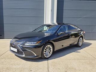 Lexus ES (2018 - 2026)