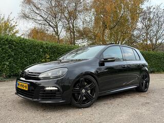 Volkswagen Golf VI