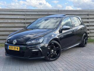 Volkswagen Golf VI