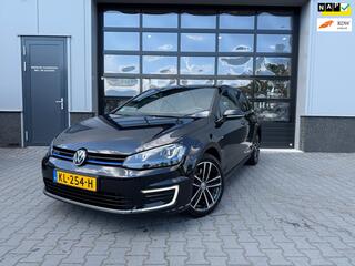 Volkswagen Golf VII