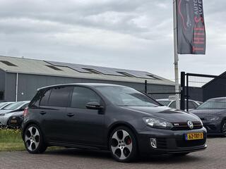 Volkswagen Golf VII