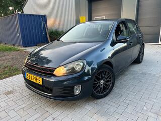 Volkswagen Golf V