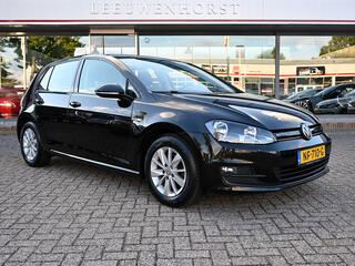 Volkswagen Golf VII