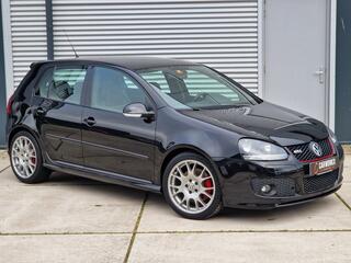 Volkswagen Golf V