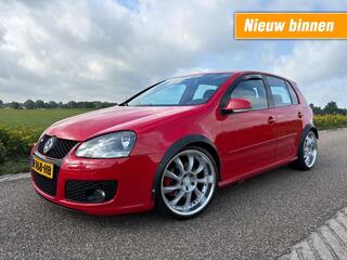Volkswagen Golf V