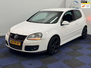 Volkswagen Golf V