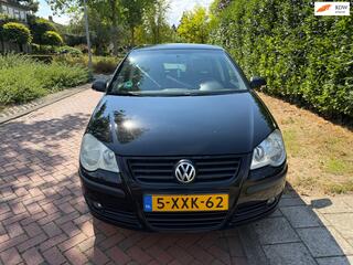 Volkswagen Polo (2002 - 2009)