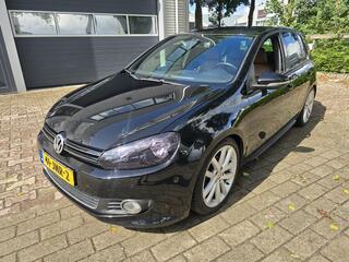 Volkswagen Golf VI