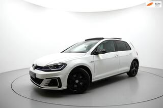 Volkswagen Golf VII