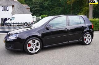 Volkswagen Golf V