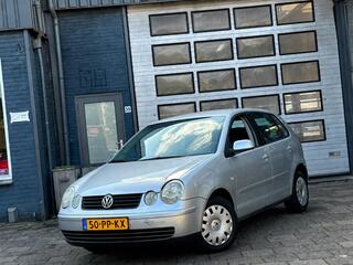 Volkswagen Polo (2002 - 2009)