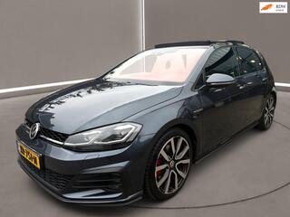 Volkswagen Golf VII