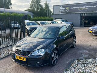 Volkswagen Golf V