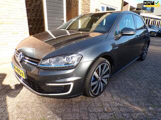 Volkswagen Golf VII
