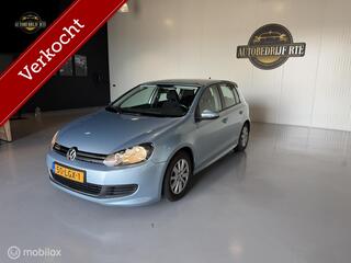 Volkswagen Golf VI