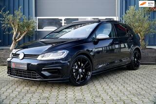 Volkswagen Golf VII