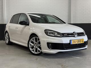 Volkswagen Golf VI