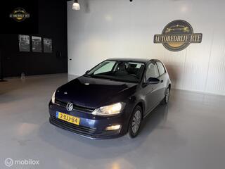 Volkswagen Golf VII