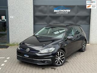 Volkswagen Golf VII