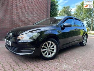 Volkswagen Golf VII