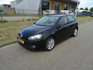 Volkswagen Golf VI