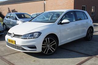 Volkswagen Golf VII