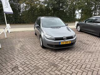 Volkswagen Golf VII