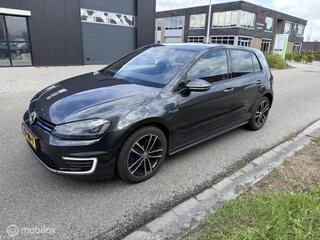 Volkswagen Golf VII
