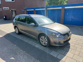 Volkswagen Golf Variant VII