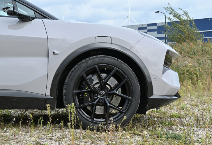 Autotest | Lotus Eletre Hyper of helder?