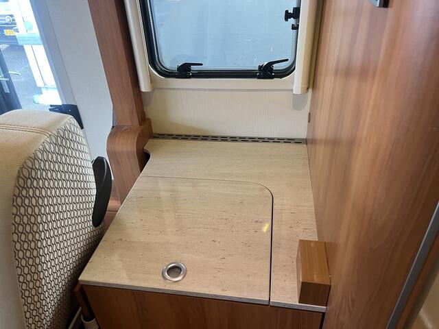 Hymer B 534DL 150pk Automaat DUO-Mobil met Ron