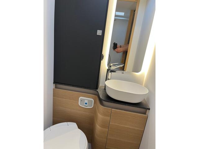 Adria Coral 650DL HALF INTEGRAAL 2025 