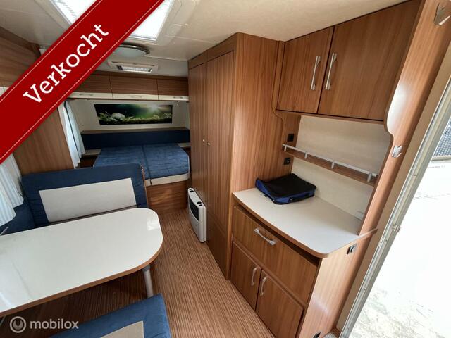 Weinsberg 500 XD Care-one Isabella voortent + Luif