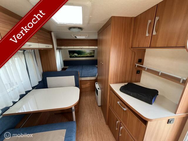 Weinsberg 500 XD Care-one Isabella voortent + Luif
