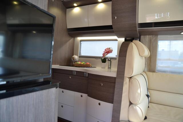 Concorde Carver 840 L - 2x Airco - Leer - Navi+Ca