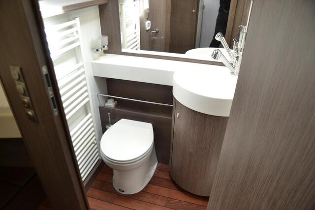 Concorde Carver 840 L - 2x Airco - Leer - Navi+Ca