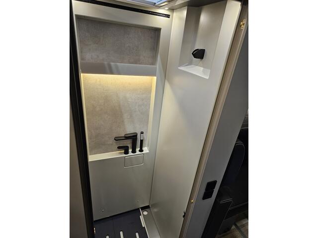 Niesmann - bischoff Niesmann BISCHOF ISMOVE 69E 2024 NIESMAN