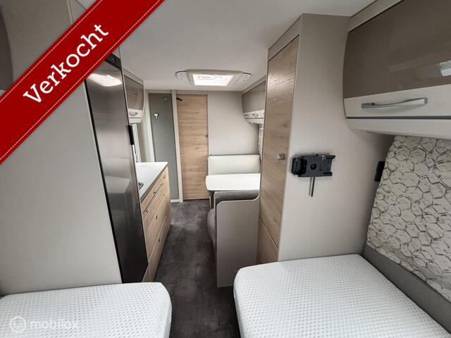 Dethleffs 490 EST Nomad Voortent, Mover, Fietsenre