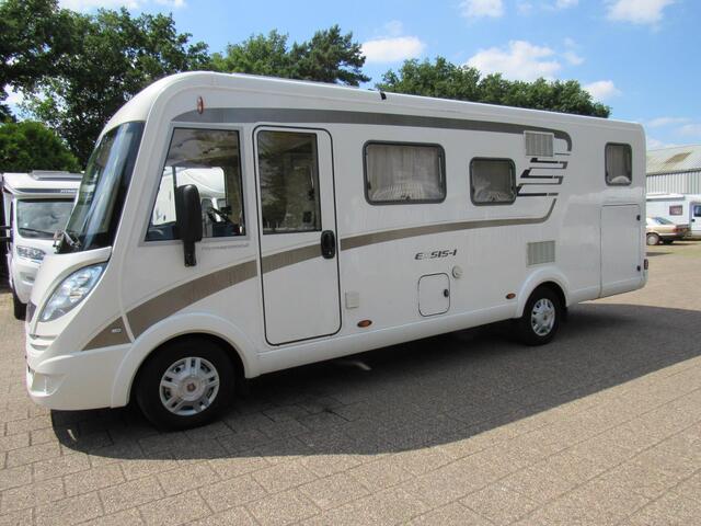 Hymer Exsis-I EX 688 Enkelebedden hefbed integ