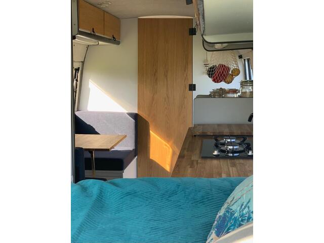 Mercedes 408 dx offgrid expeditie camper dubbellu