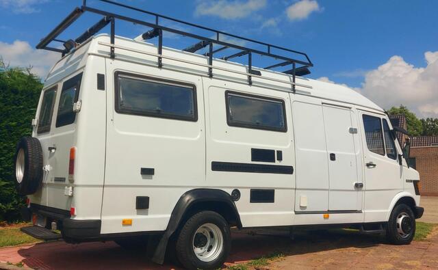 Mercedes 408 dx offgrid expeditie camper dubbellu