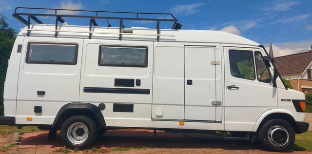 Mercedes 408 dx offgrid expeditie camper dubbellu