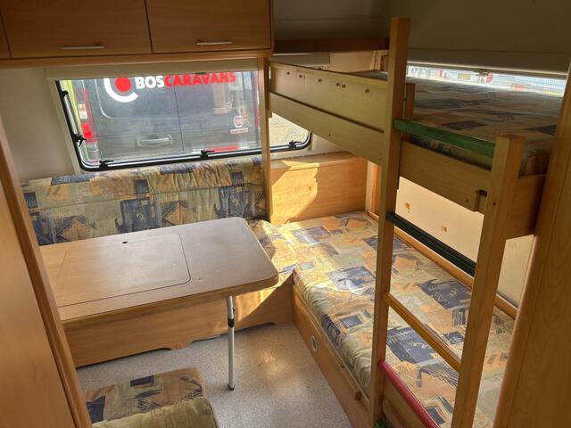 Knaus Sudwind 550 TKM RONDZIT, STAPELBED