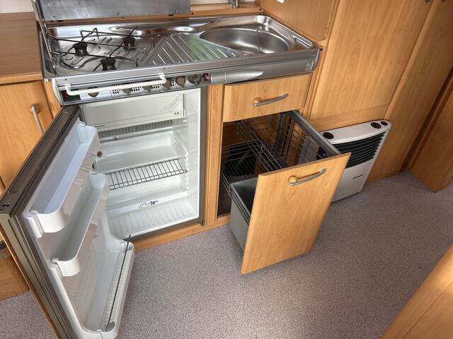 Knaus Sudwind 550 TKM RONDZIT, STAPELBED